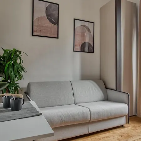 Apartament Joivy Chic Studio, Easy Access To Centre Mediolan